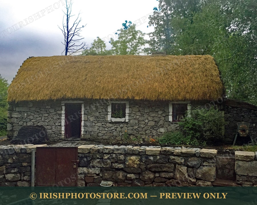 Thatch Cottage ~ Bunratty ~ County Clare
